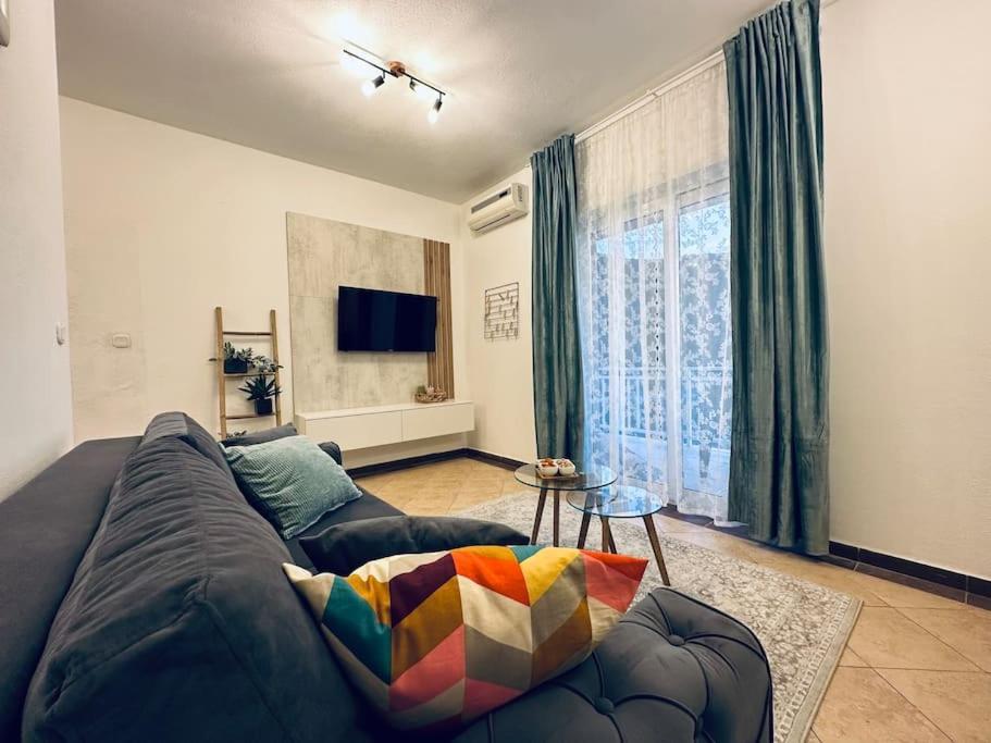 Beautiful Fully Renovated Apartment By The Sea, Large Balcony With Enchanting Views Neum Eksteriør billede