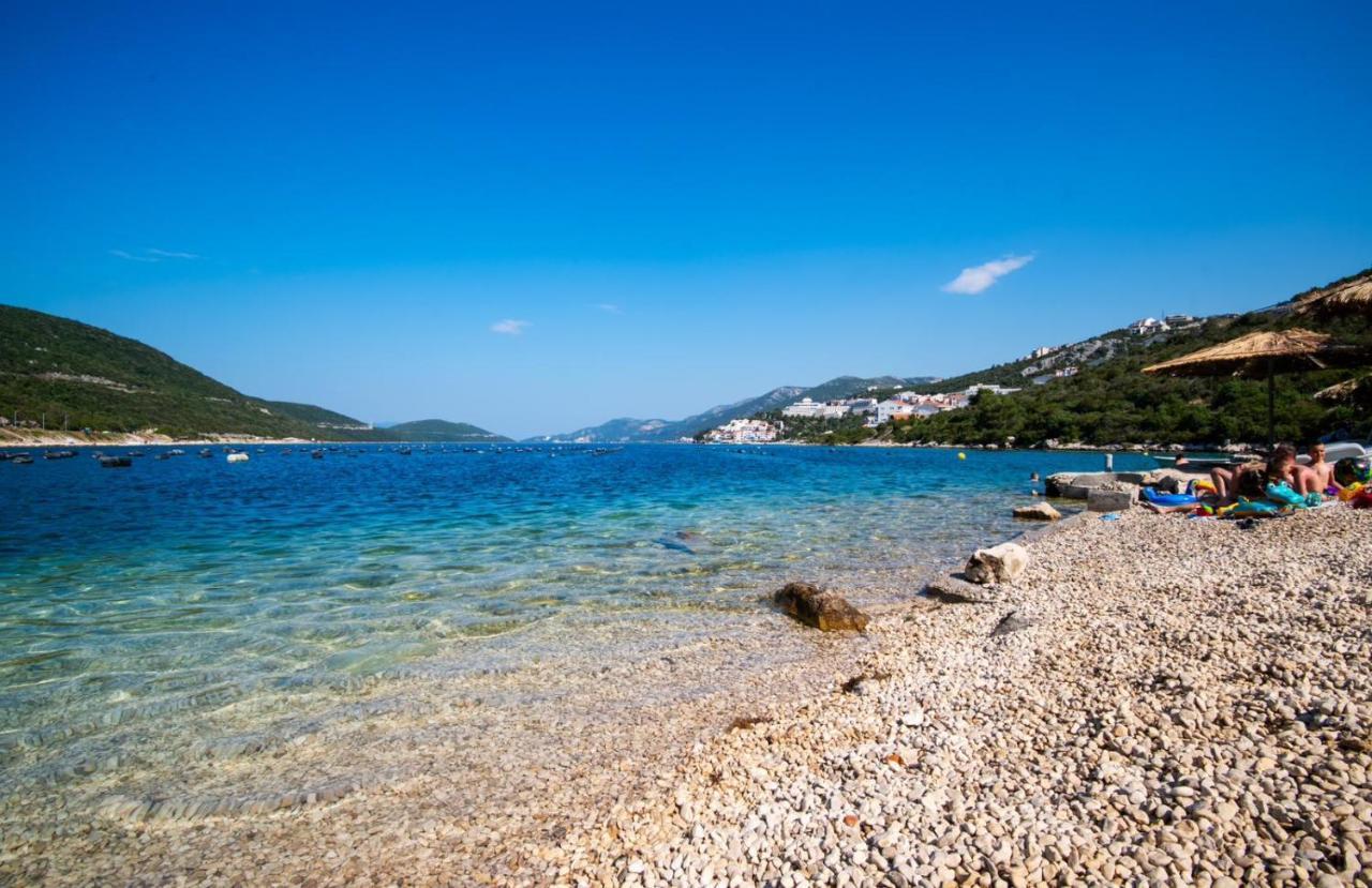 Beautiful Fully Renovated Apartment By The Sea, Large Balcony With Enchanting Views Neum Eksteriør billede